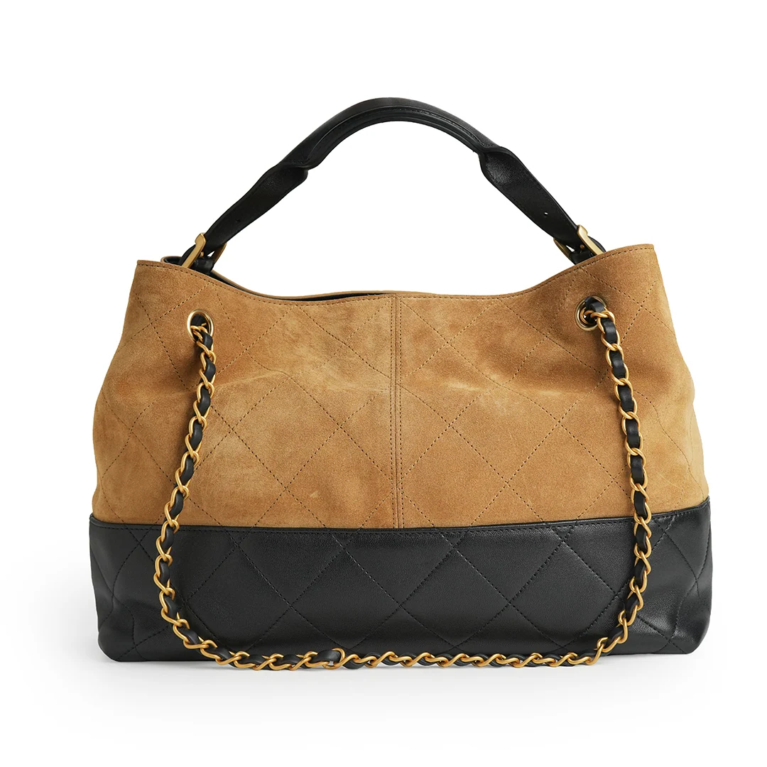 Chanel 25A Suede and Shiny Lambskin Beige and Black — view 4