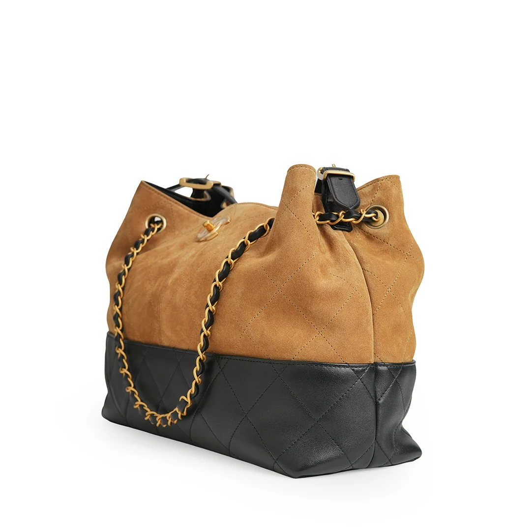 Chanel 25A Suede and Shiny Lambskin Beige and Black — view 6