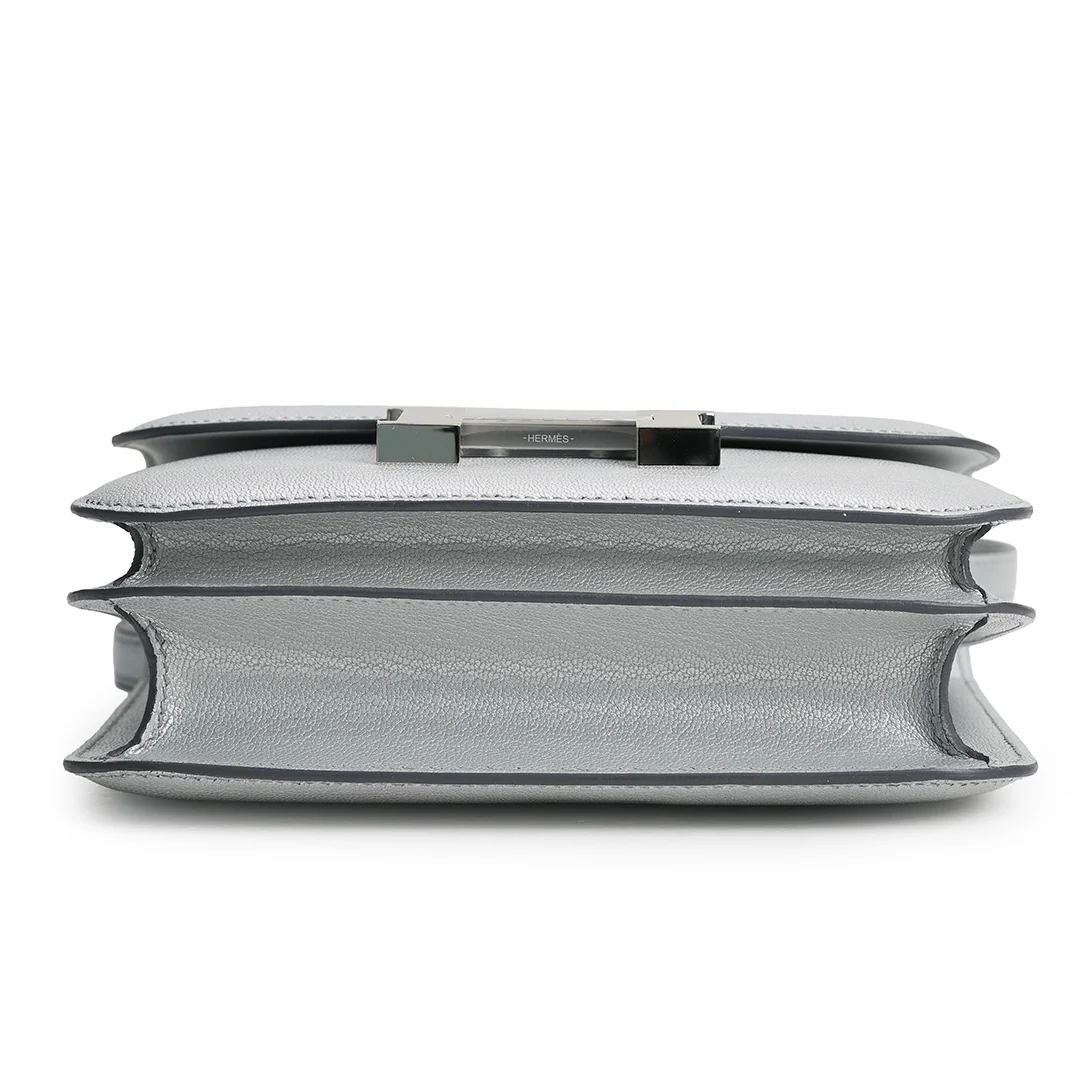 Hermès Constance 18 Mini Mirror Chèvre CHamkilight Argent Palladium Hardware Stamp K 2025 — view 6